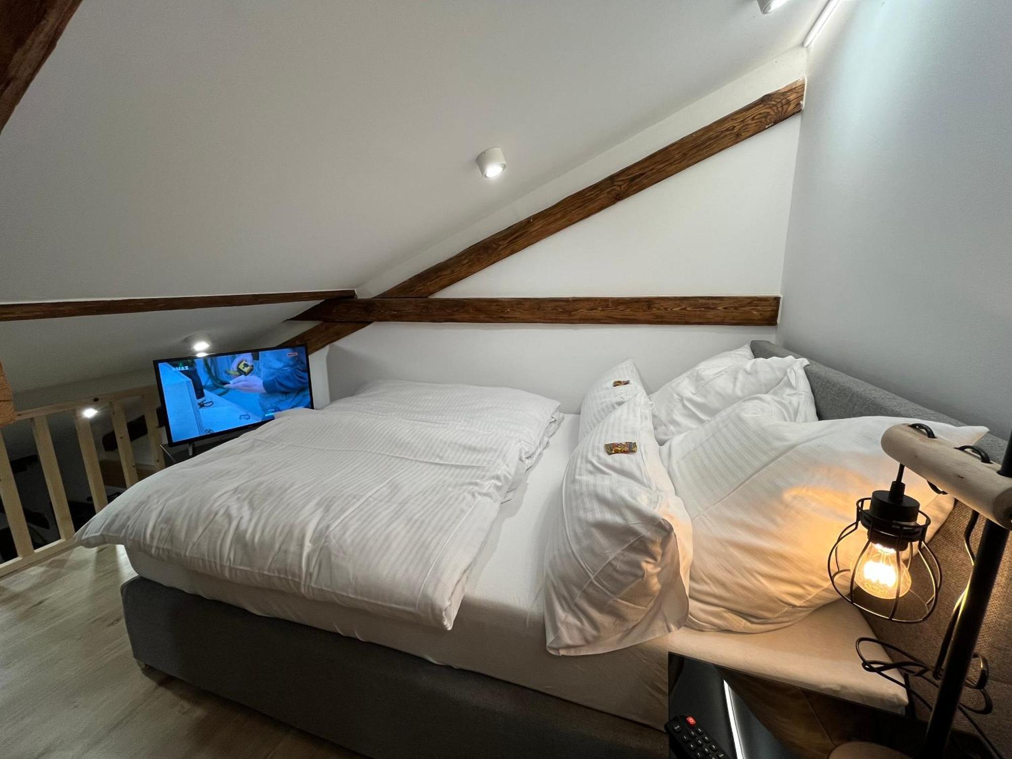 Beyond Staying Loft Appartment 23 Frei Stehende Badewanne Passau Exterior photo